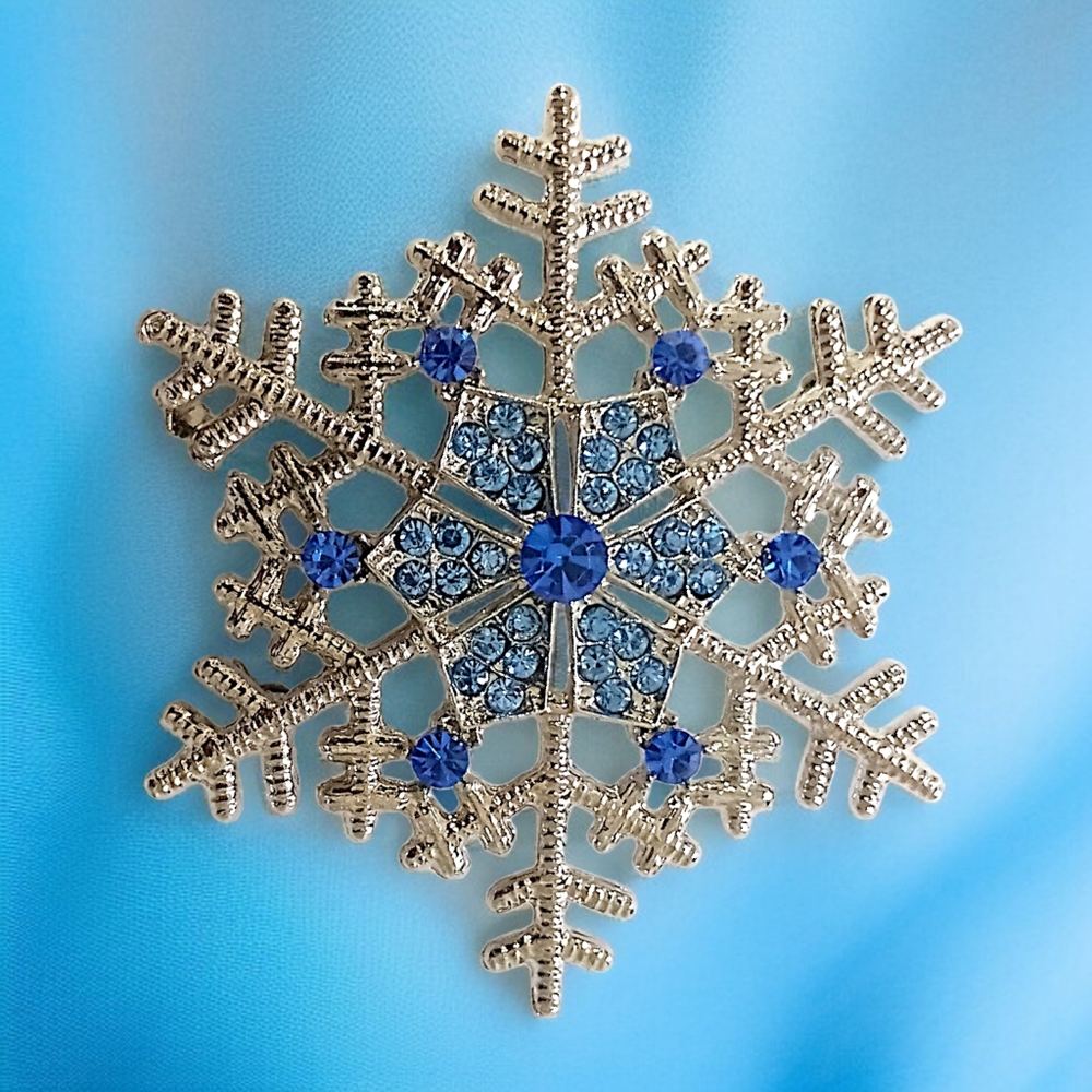 Icy Snowflake Pin Brooch Pendant Star Blue Rhinestone Crystal Winter Silver Tone - Picture 10 of 16